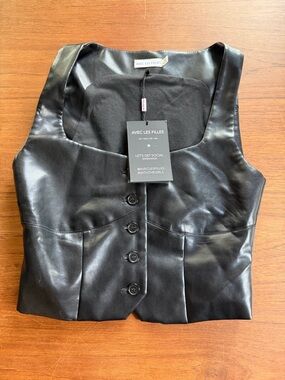 AVEC LES FILLES Faux Leather Vest Black XS NWT Structured Button Front